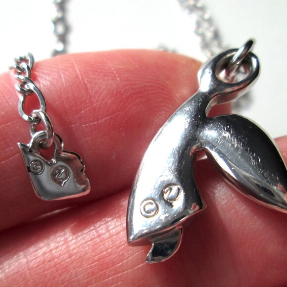 ✨ SWAROVSKI Swan Mark Angel Pendant Necklace Rhodium Plated Cream Enamel - Picture 5 of 13